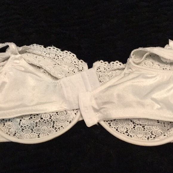 Bra - Picture 6 of 6